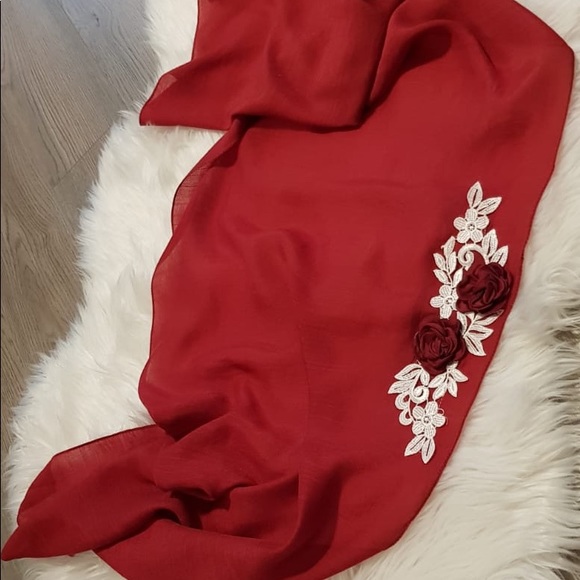 Scarf 🧣 - Picture 3 of 3